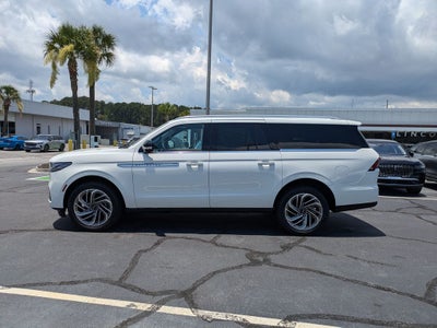 2026 Lincoln Navigator L Reserve