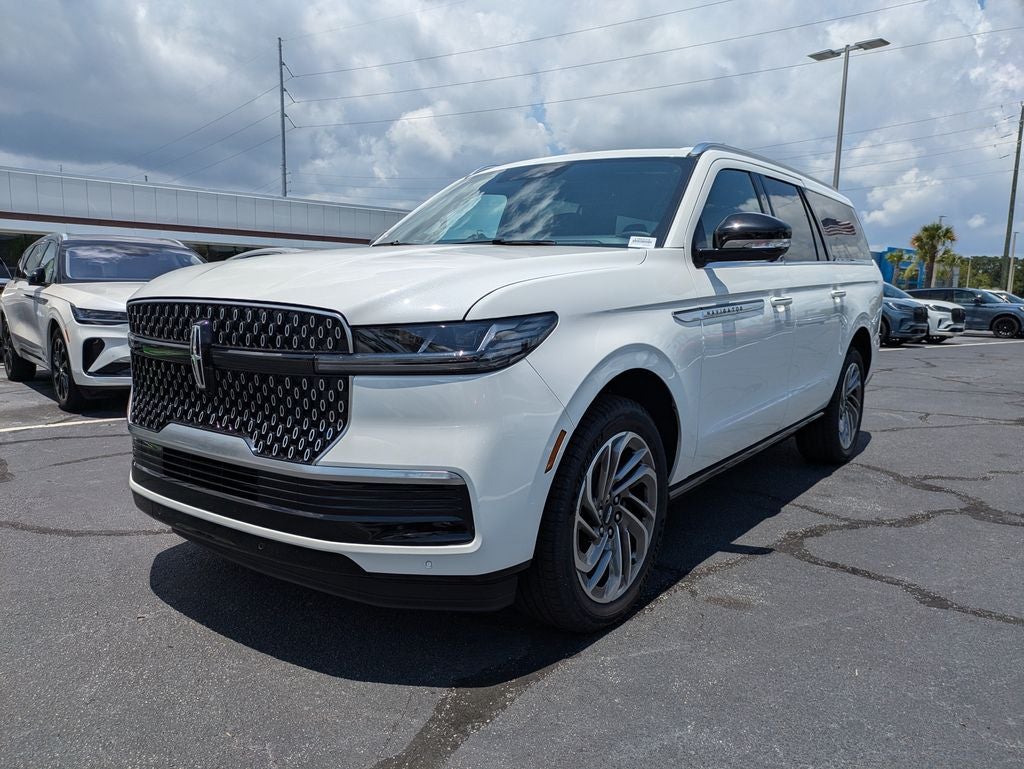2026 Lincoln Navigator L Reserve