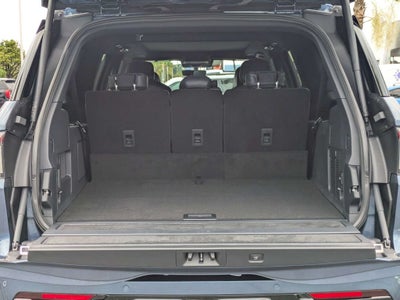 2027 Lincoln Navigator L Reserve