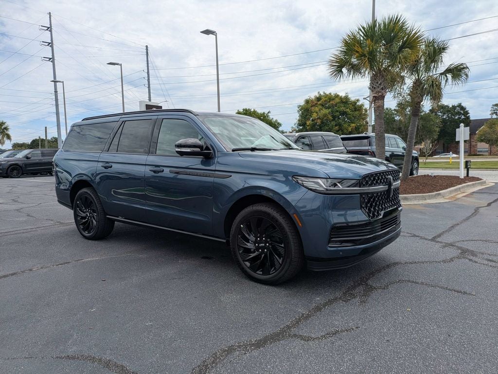 2027 Lincoln Navigator L Reserve