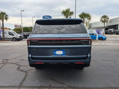 2027 Lincoln Navigator L Reserve