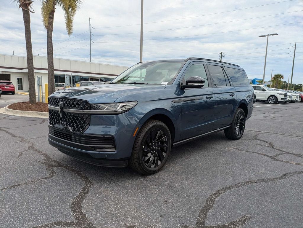 2027 Lincoln Navigator L Reserve