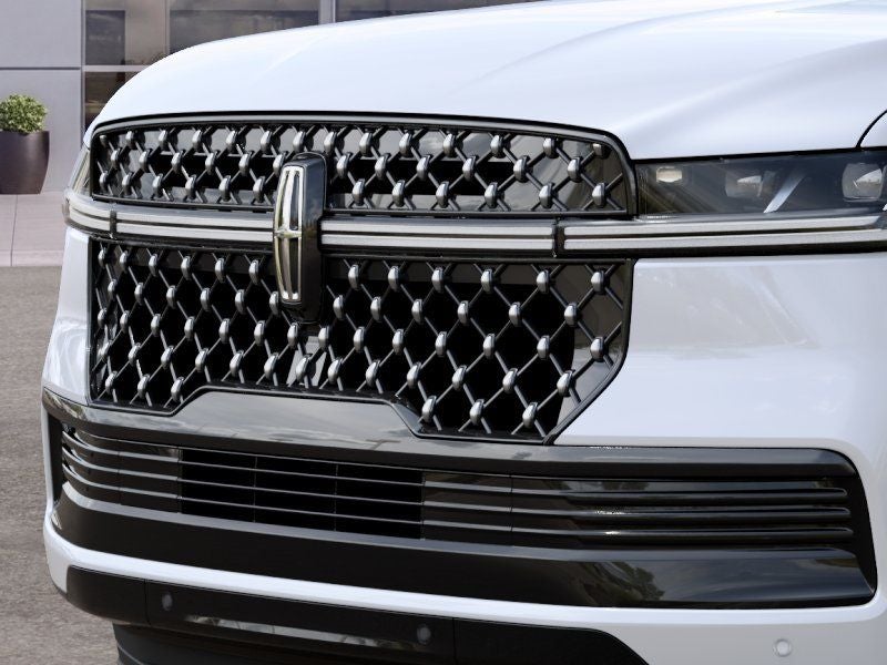 2027 Lincoln Navigator L Black Label