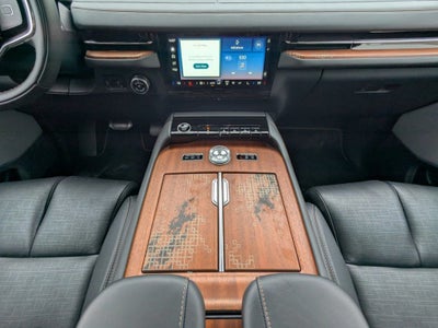 2025 Lincoln Navigator L Black Label