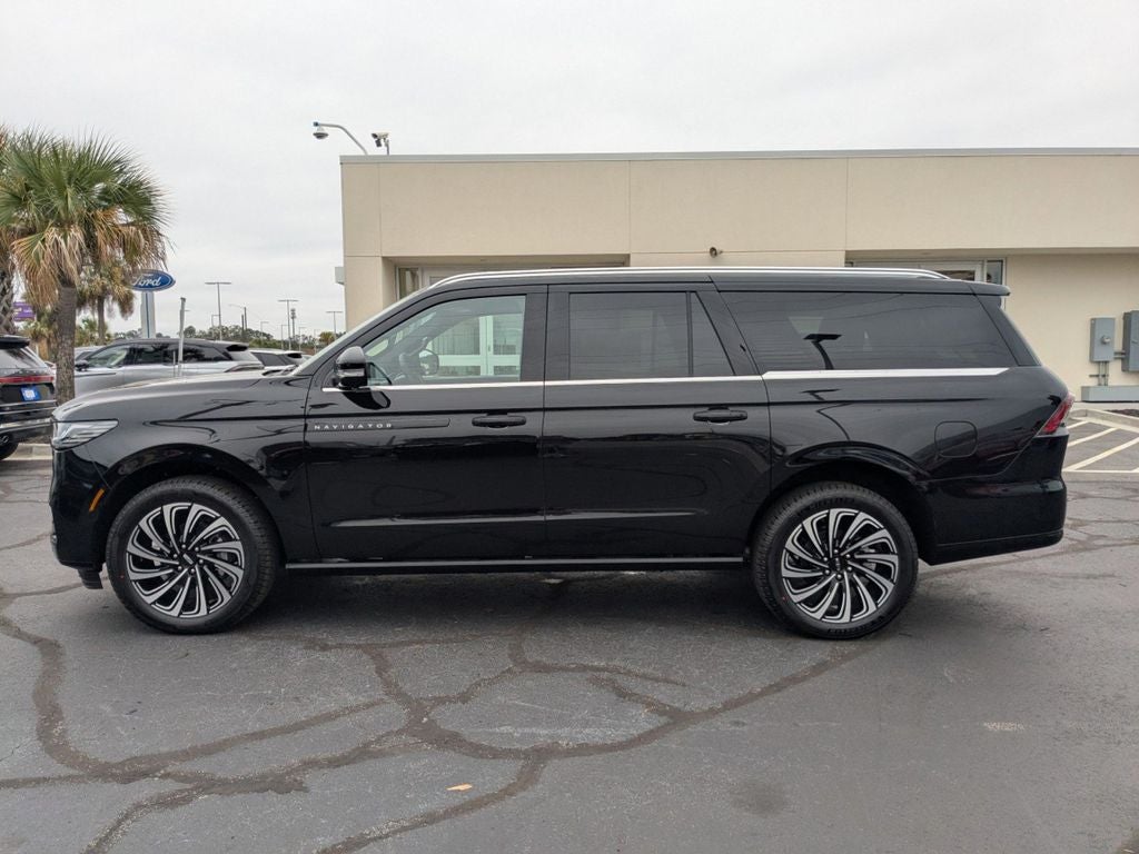 2025 Lincoln Navigator L Black Label