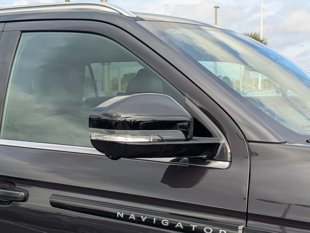2025 Lincoln Navigator L Black Label