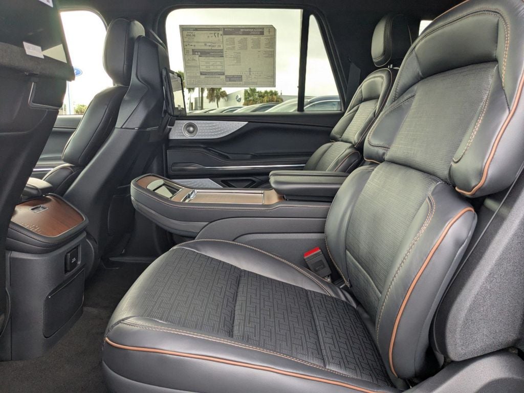 2025 Lincoln Navigator L Black Label