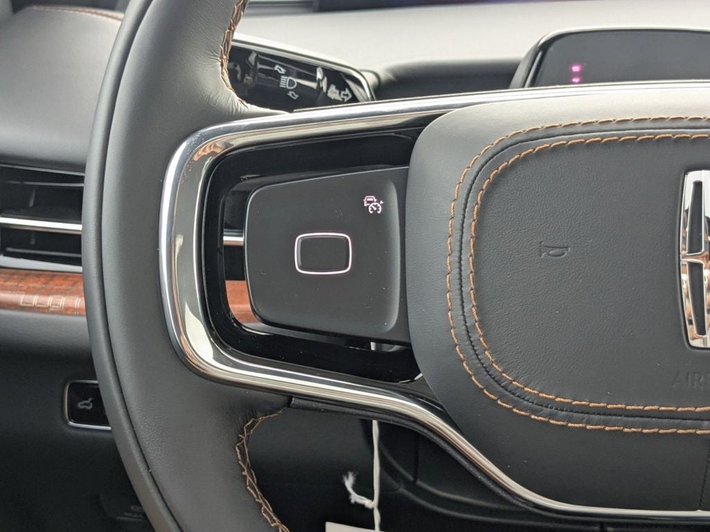 2025 Lincoln Navigator L Black Label