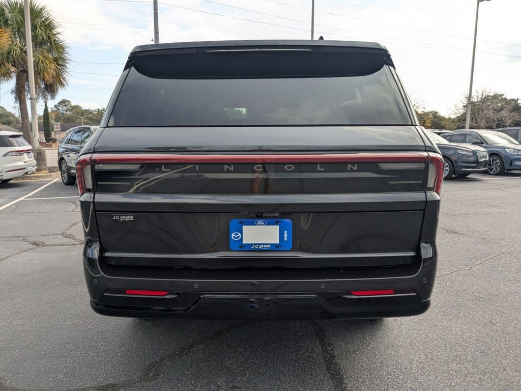 2025 Lincoln Navigator L Black Label