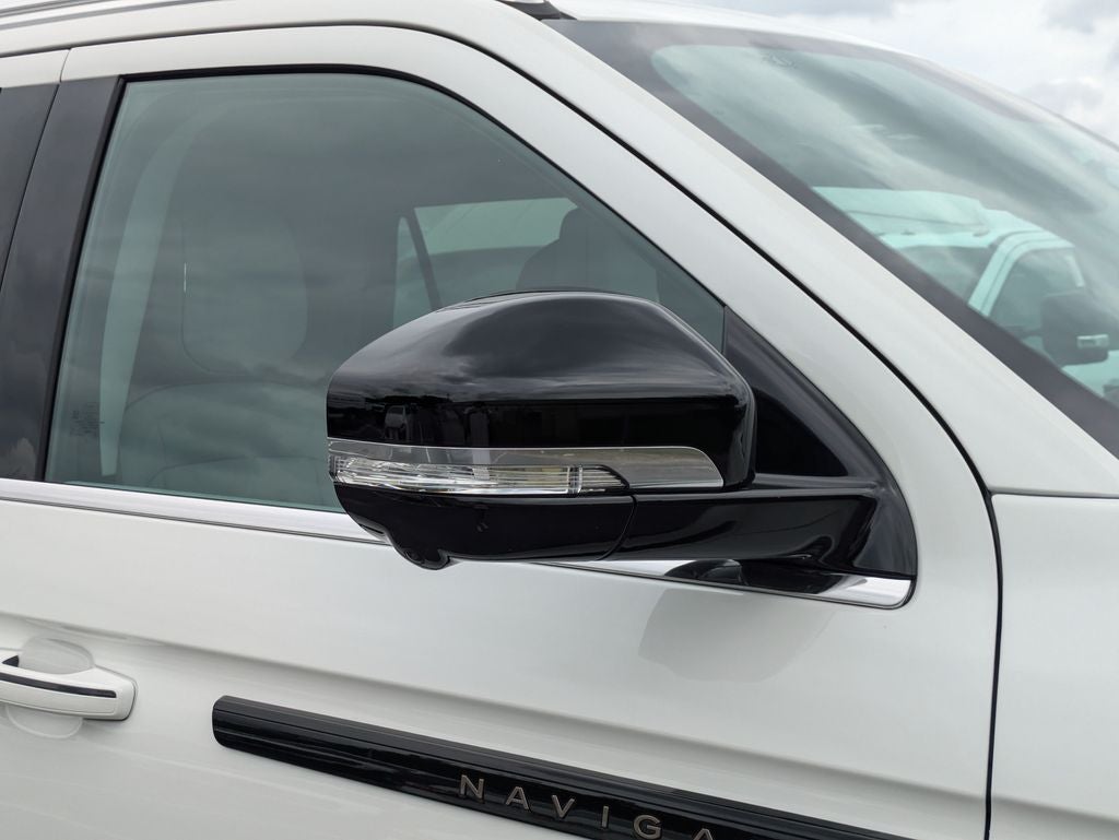 2026 Lincoln Navigator L Black Label