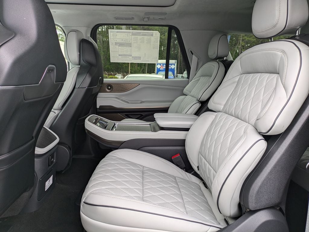 2026 Lincoln Navigator L Black Label