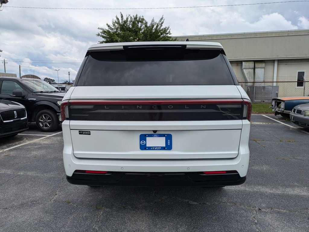 2026 Lincoln Navigator L Black Label