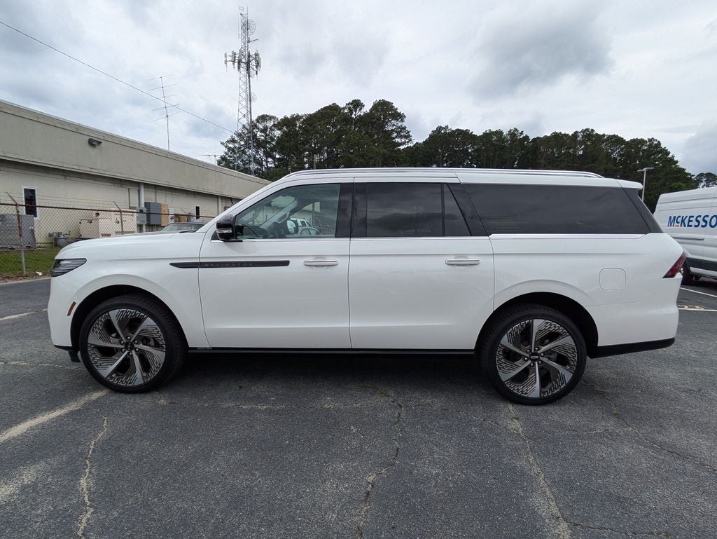2026 Lincoln Navigator L Black Label