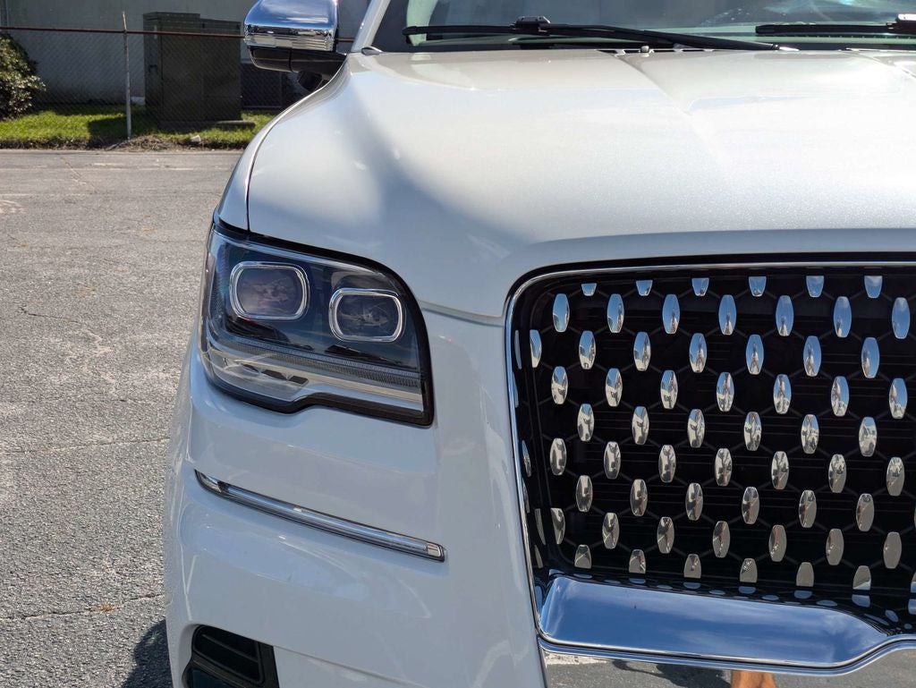 2022 Lincoln Navigator L Black Label