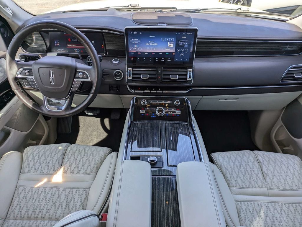 2022 Lincoln Navigator L Black Label