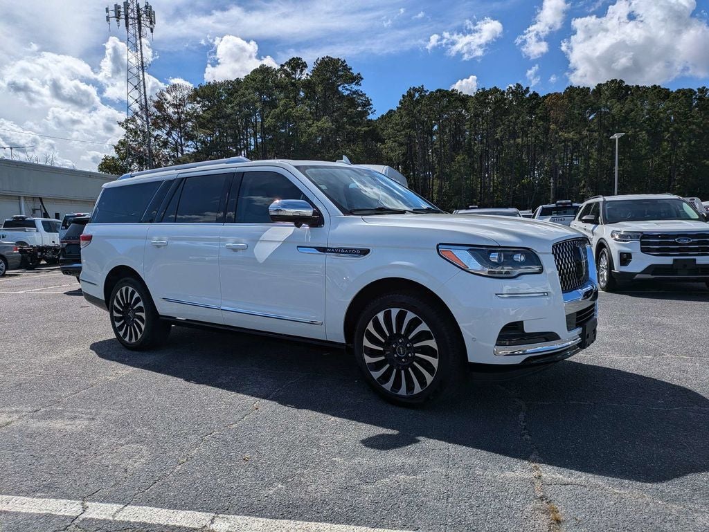 2022 Lincoln Navigator L Black Label