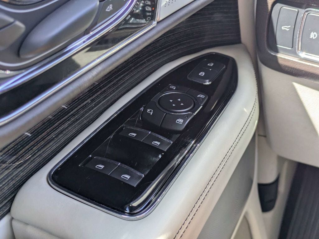 2022 Lincoln Navigator L Black Label