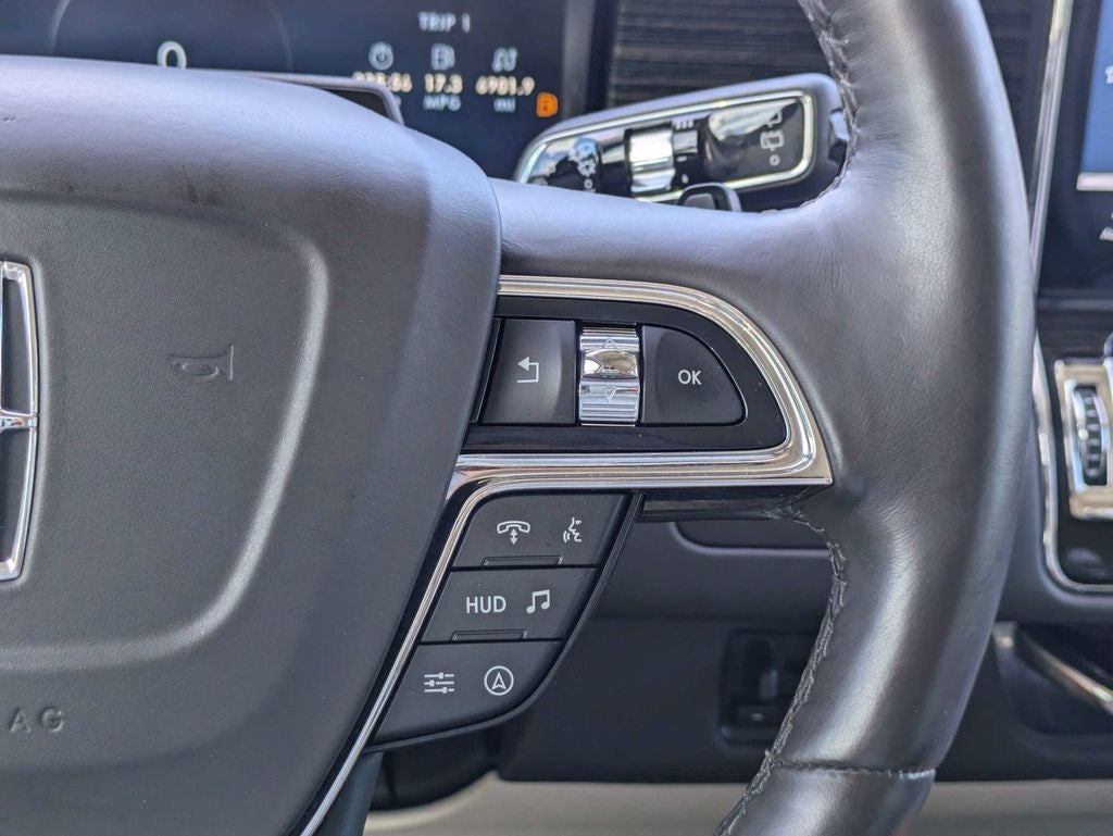 2022 Lincoln Navigator L Black Label