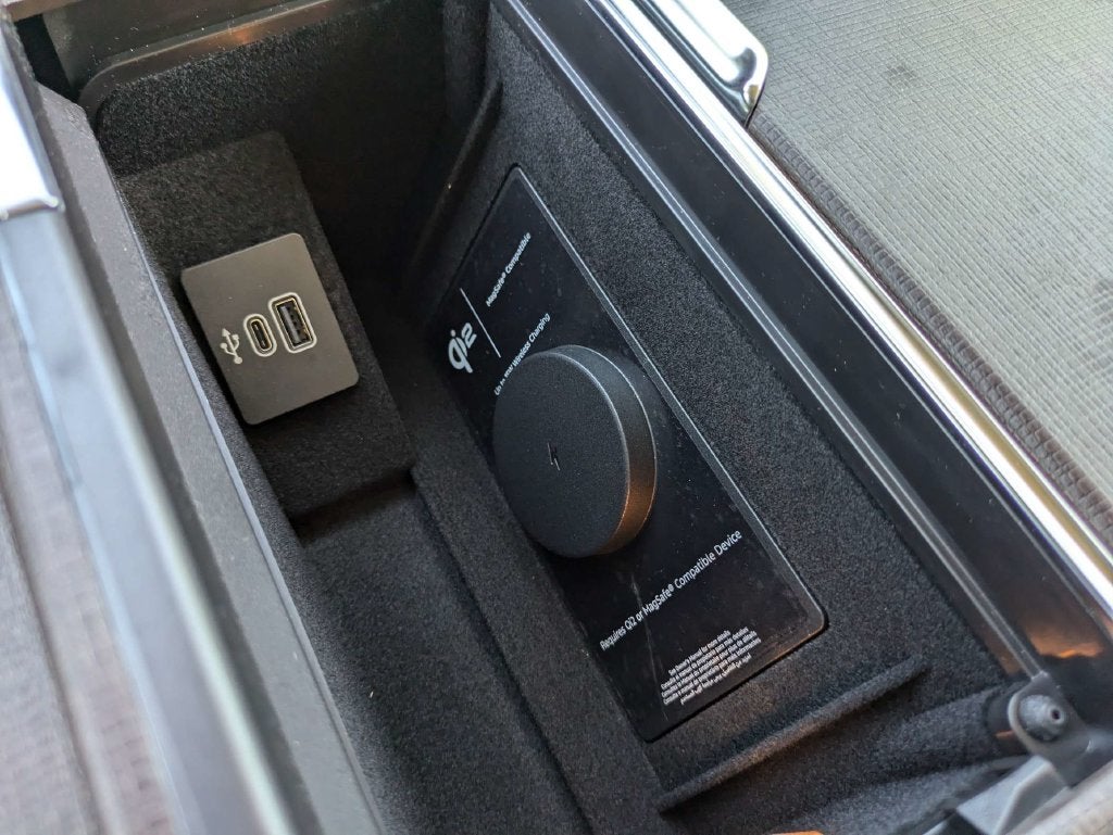 2027 Lincoln Navigator L Premiere