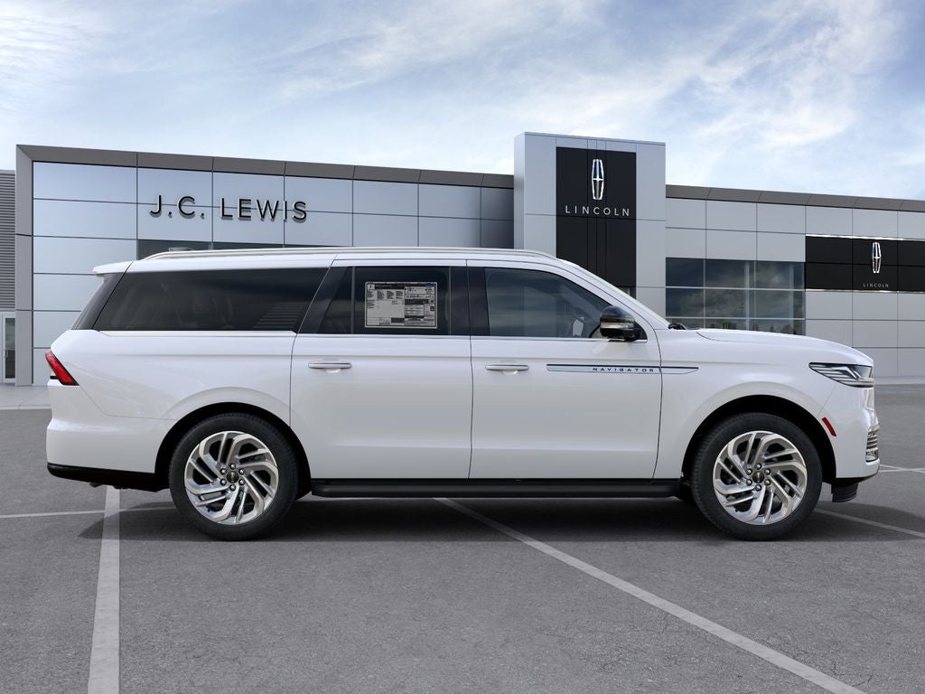 2027 Lincoln Navigator L Premiere