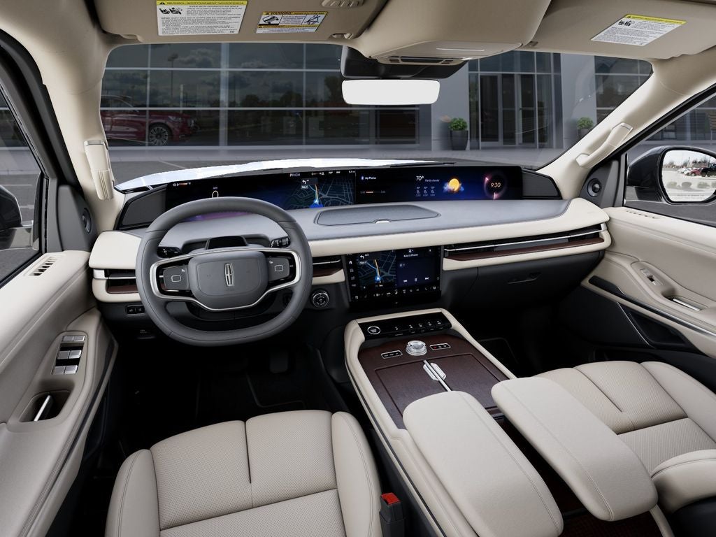 2027 Lincoln Navigator L Premiere