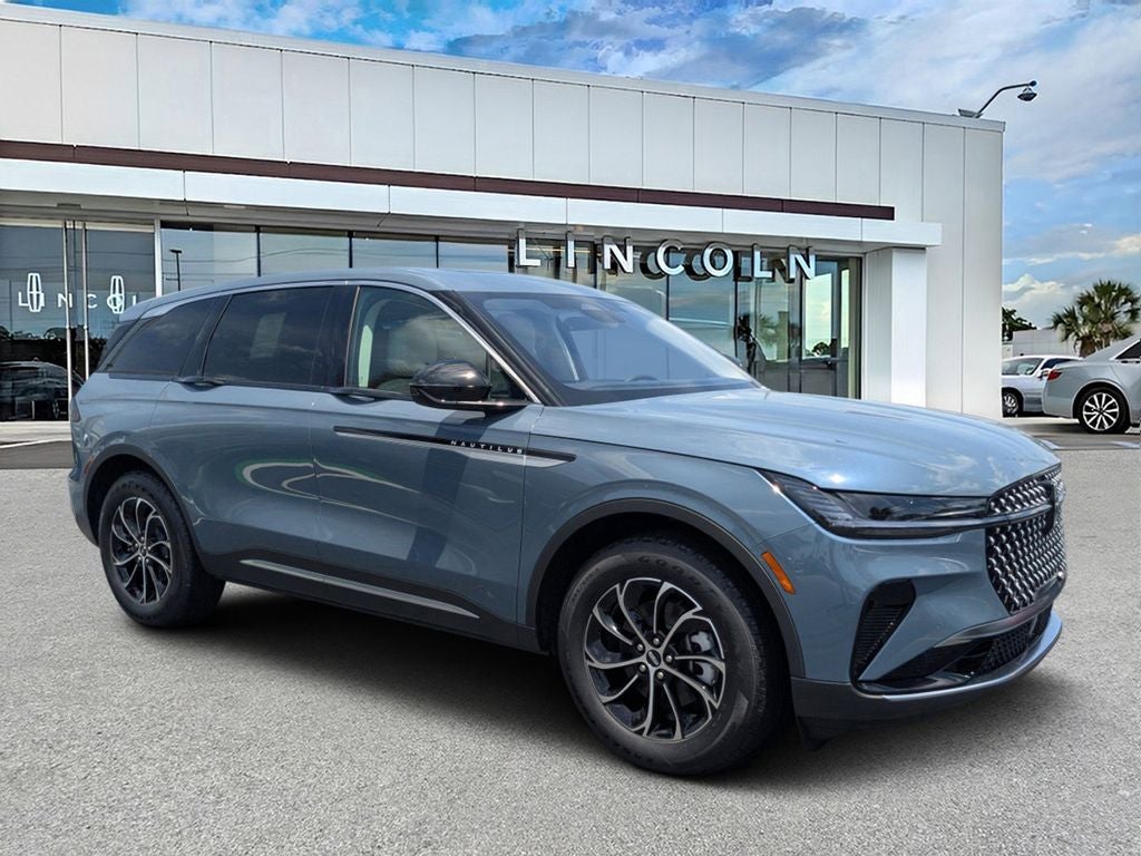 2026 Lincoln Nautilus Premiere AWD's photo