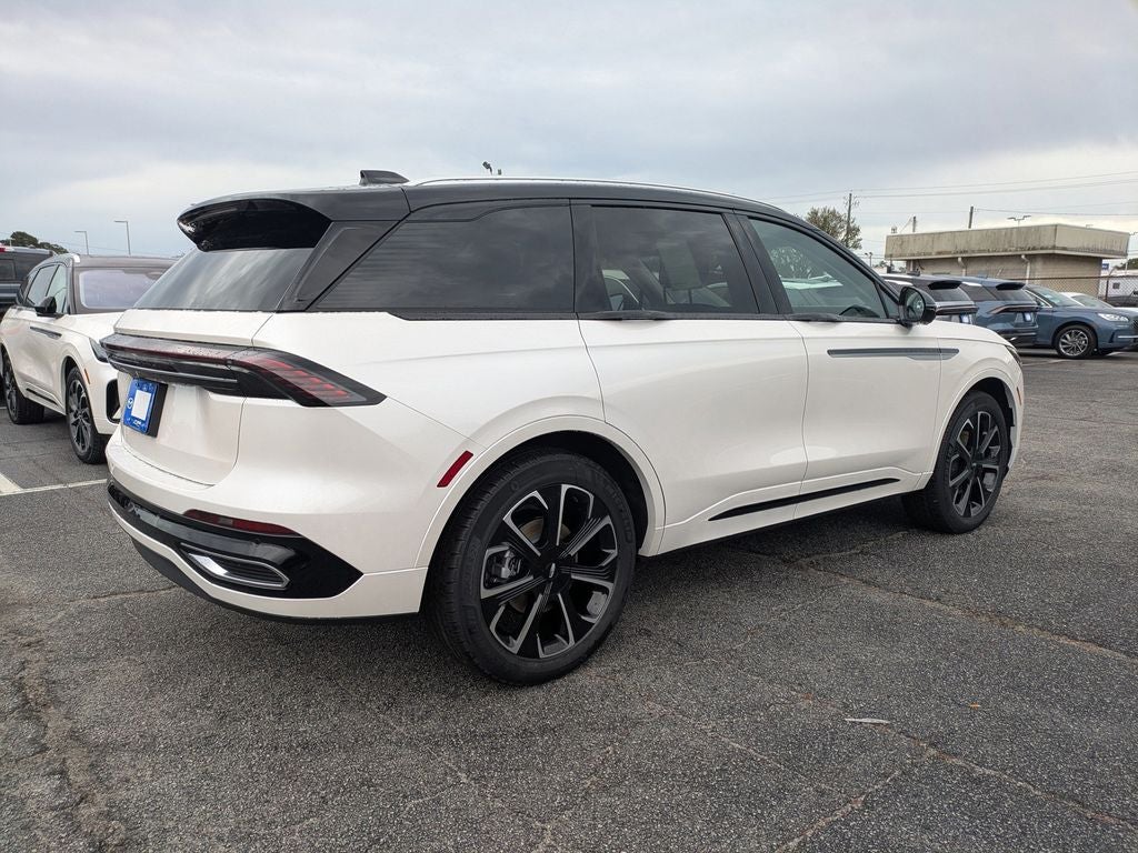 2026 Lincoln Nautilus Reserve