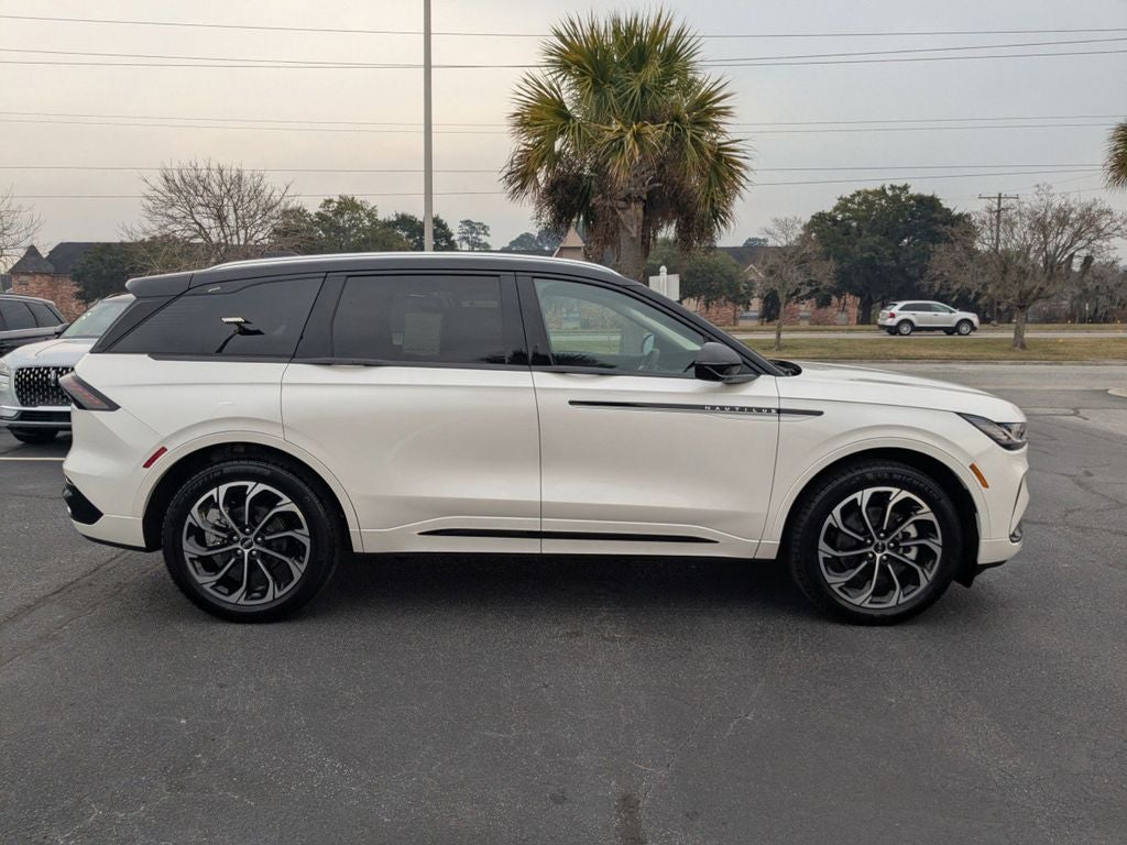 2026 Lincoln Nautilus Reserve