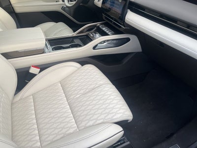 2025 Lincoln Nautilus Black Label