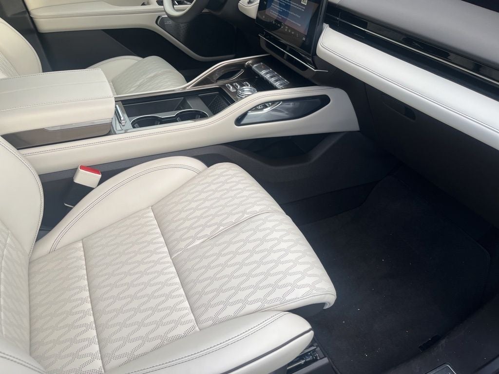 2025 Lincoln Nautilus Black Label