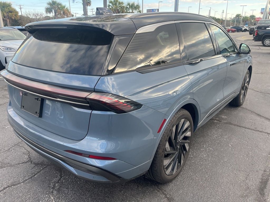 2025 Lincoln Nautilus Black Label