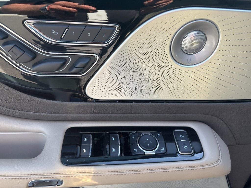 2022 Lincoln Aviator Plug-In Hybrid Grand Touring