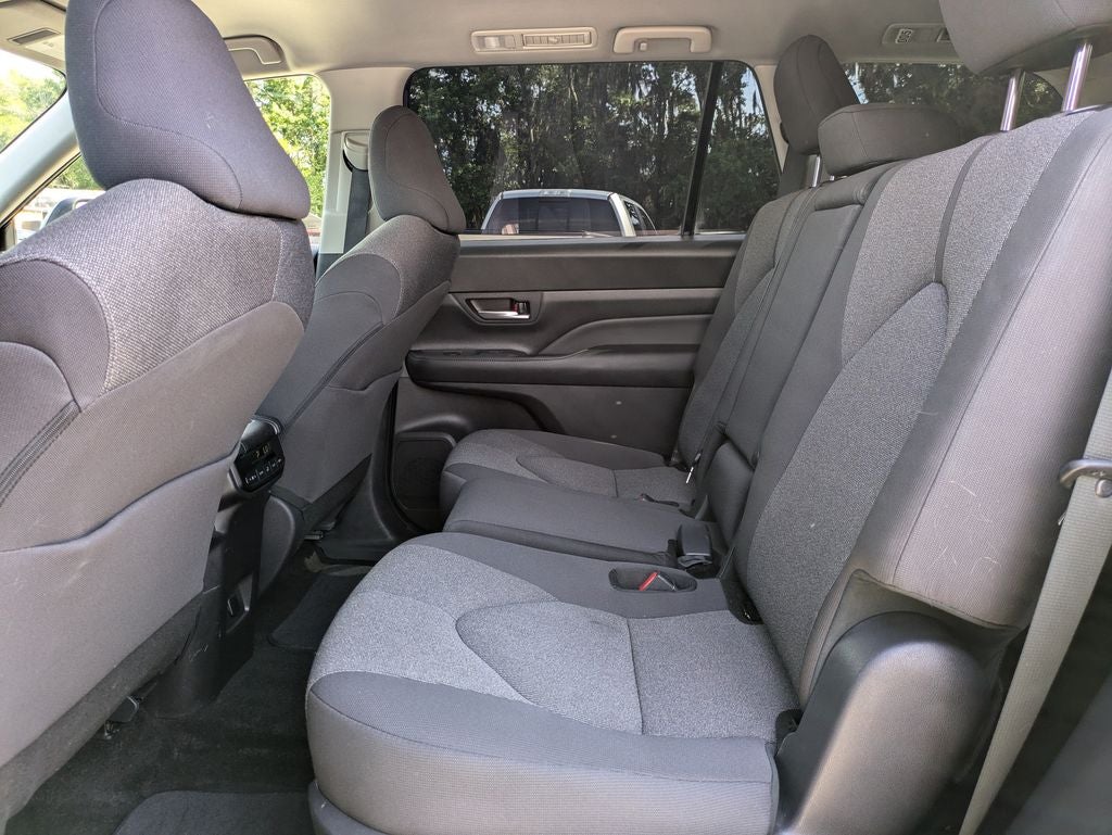 2025 Toyota Grand Highlander LE
