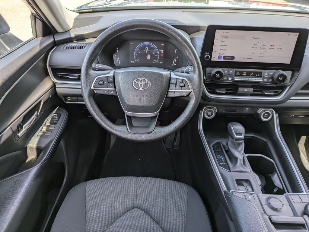 2025 Toyota Grand Highlander LE