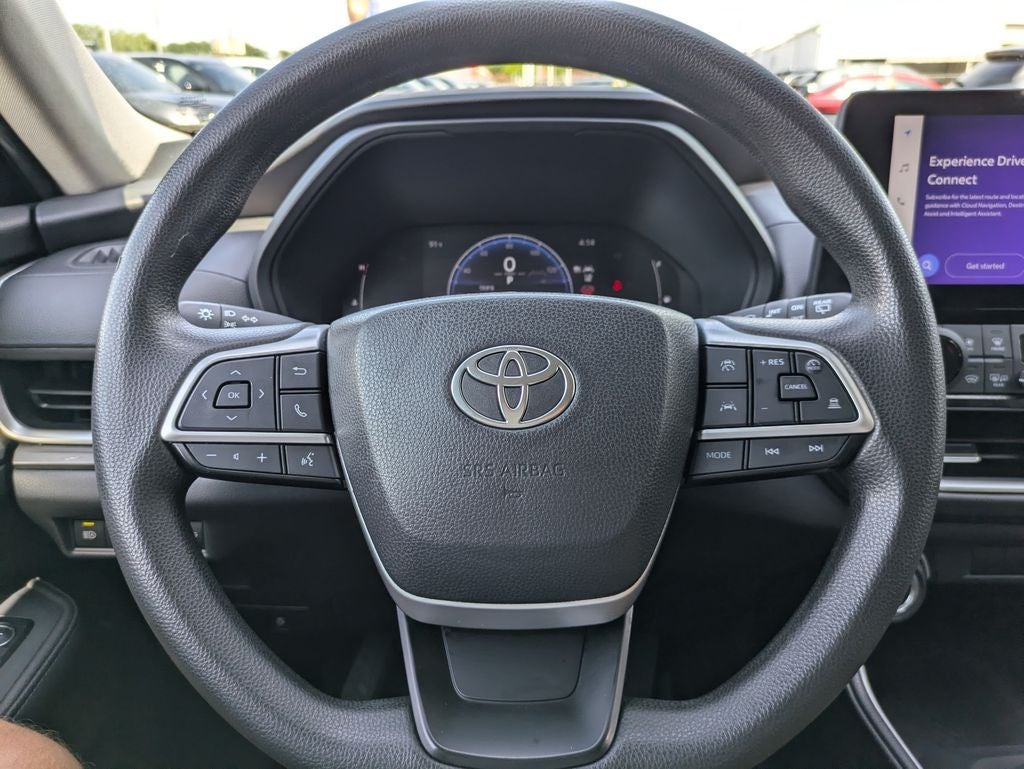 2025 Toyota Grand Highlander LE