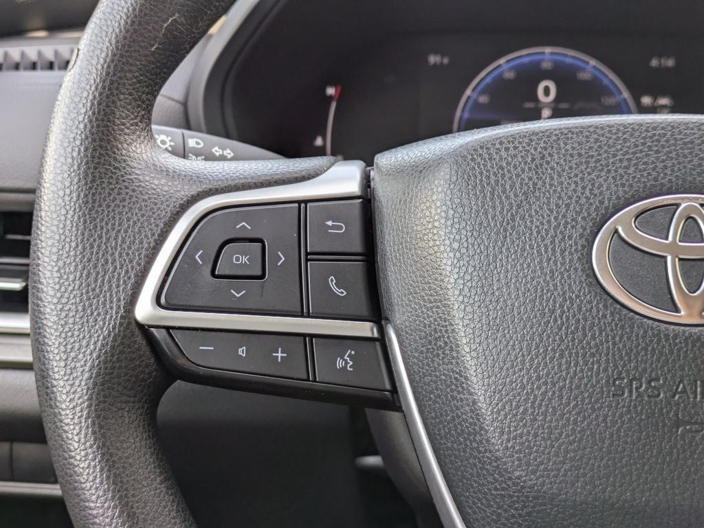 2025 Toyota Grand Highlander LE