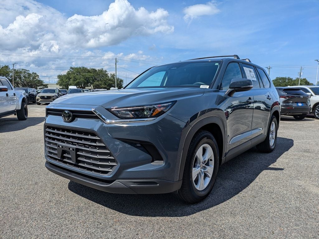 2025 Toyota Grand Highlander LE