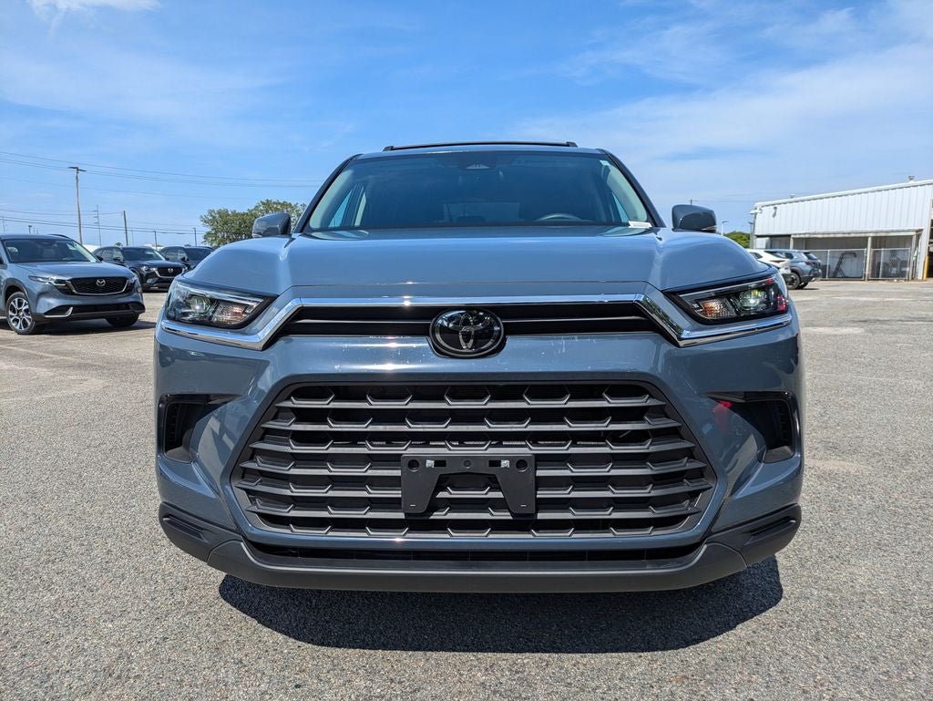 2025 Toyota Grand Highlander LE