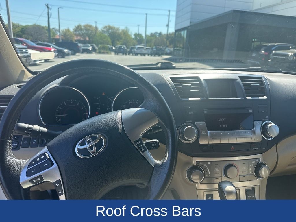 2011 Toyota Highlander SE