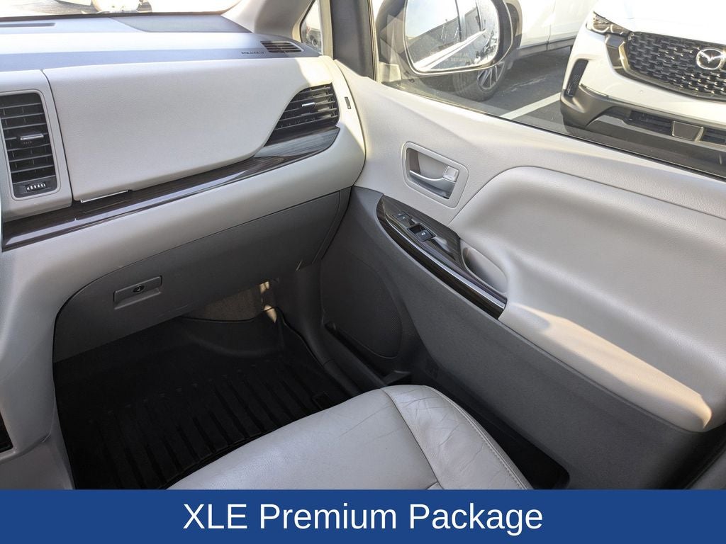2018 Toyota Sienna XLE Premium 7 Passenger