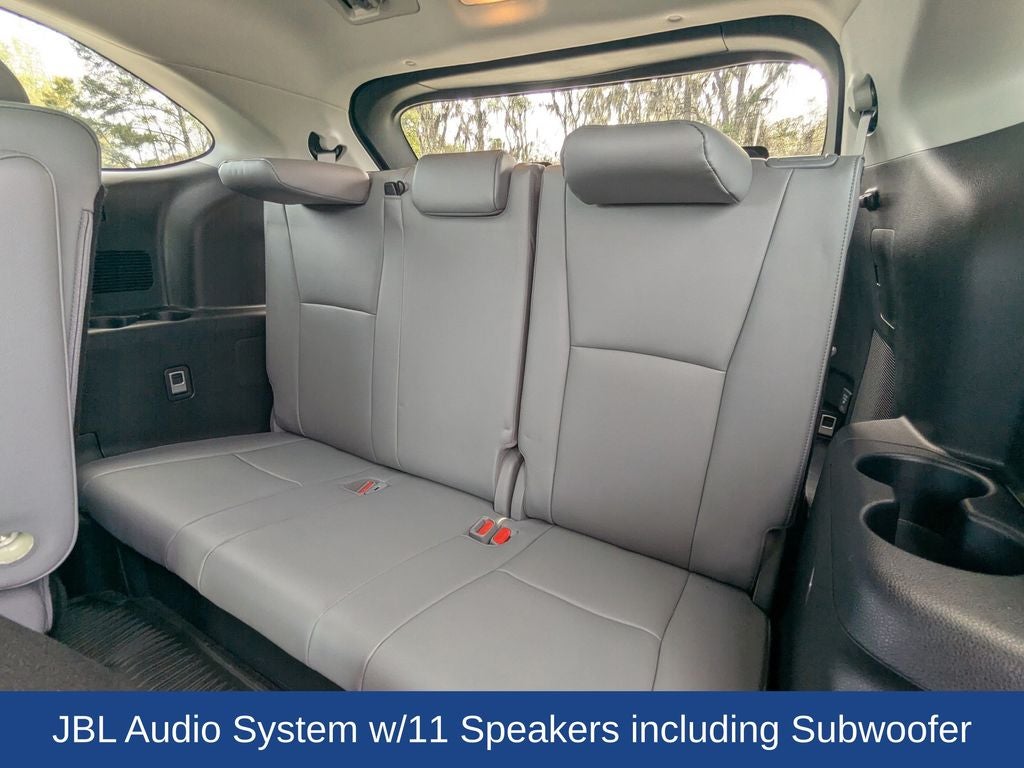 2023 Toyota Highlander Hybrid Platinum