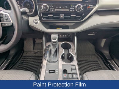 2023 Toyota Highlander Hybrid Platinum