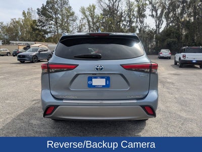 2023 Toyota Highlander Hybrid Platinum