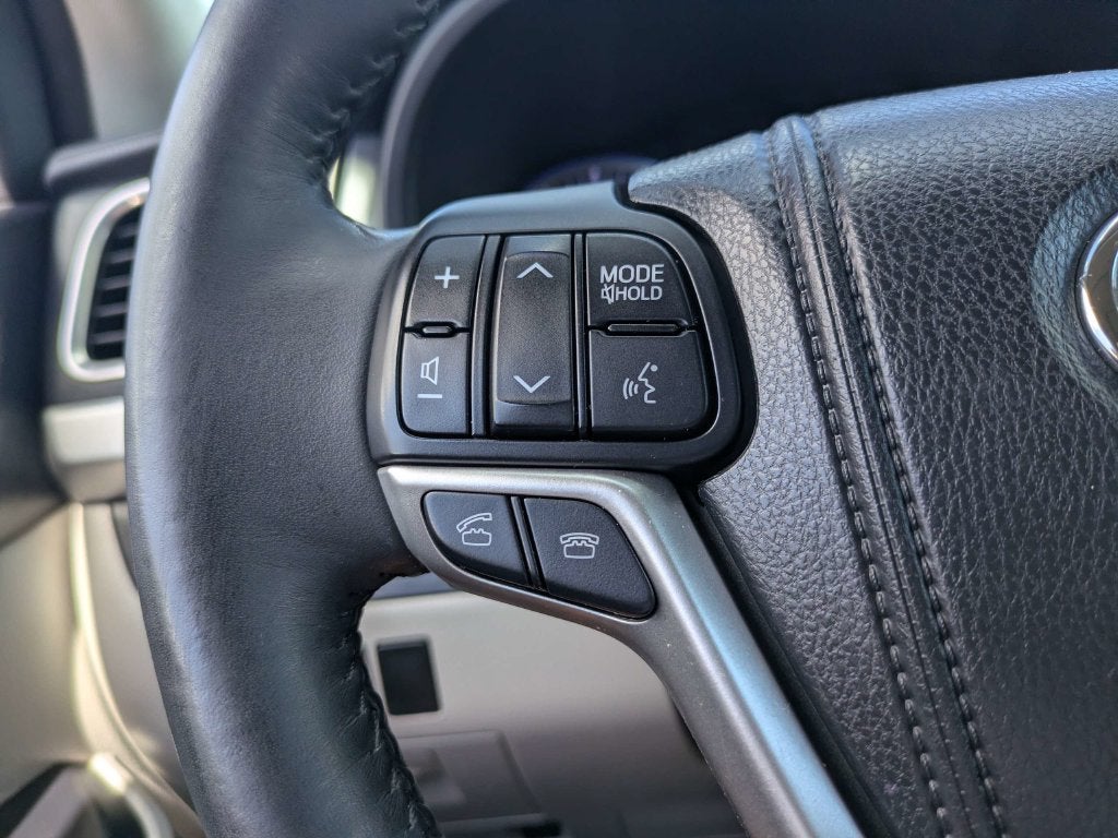 2014 Toyota Highlander XLE V6