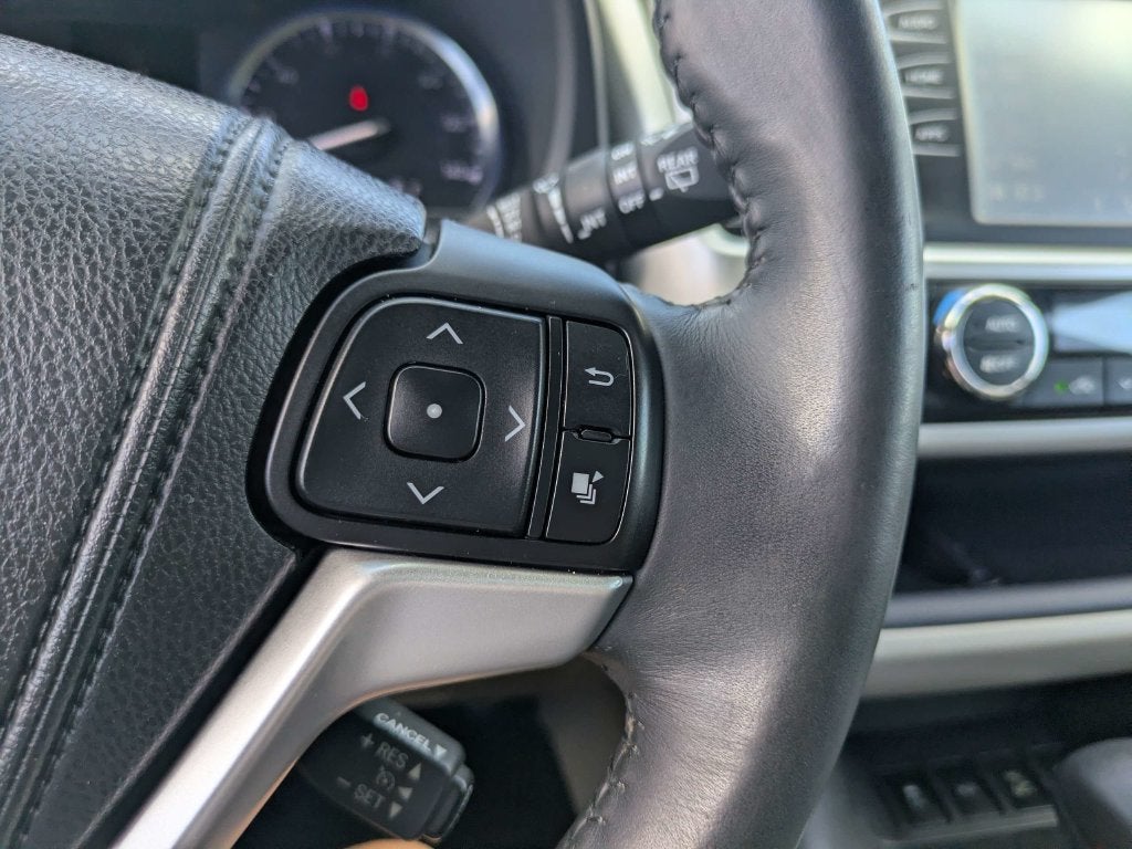 2014 Toyota Highlander XLE V6