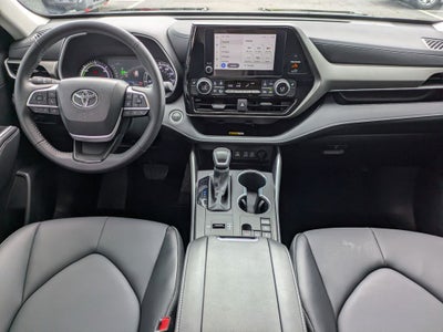 2024 Toyota Highlander Hybrid XLE