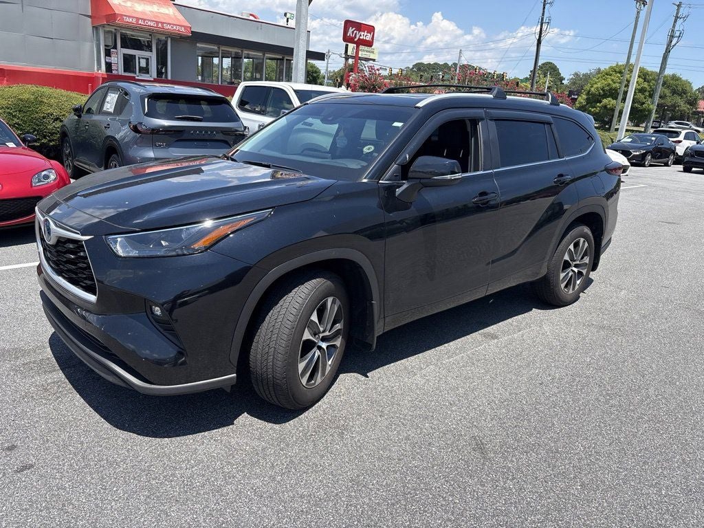 2024 Toyota Highlander Hybrid XLE