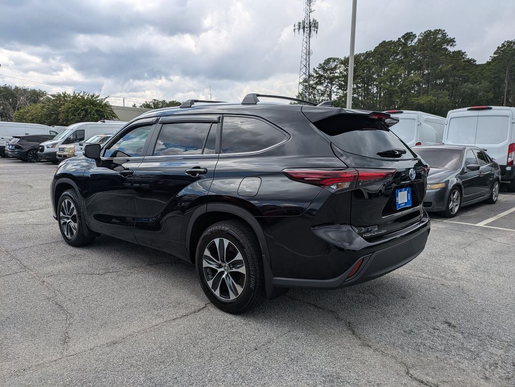 2024 Toyota Highlander Hybrid XLE