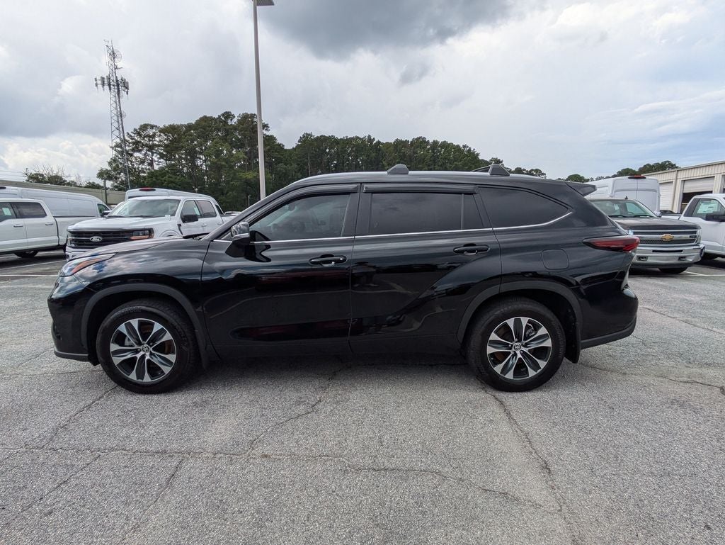 2024 Toyota Highlander Hybrid XLE