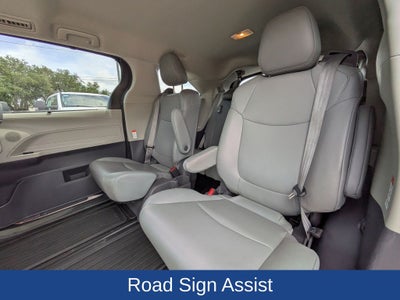 2021 Toyota Sienna XLE 7 Passenger